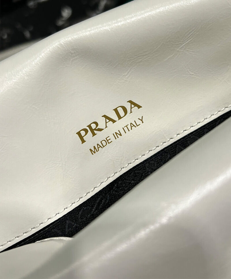 Prada Leather Shoulder Bag 1BD082